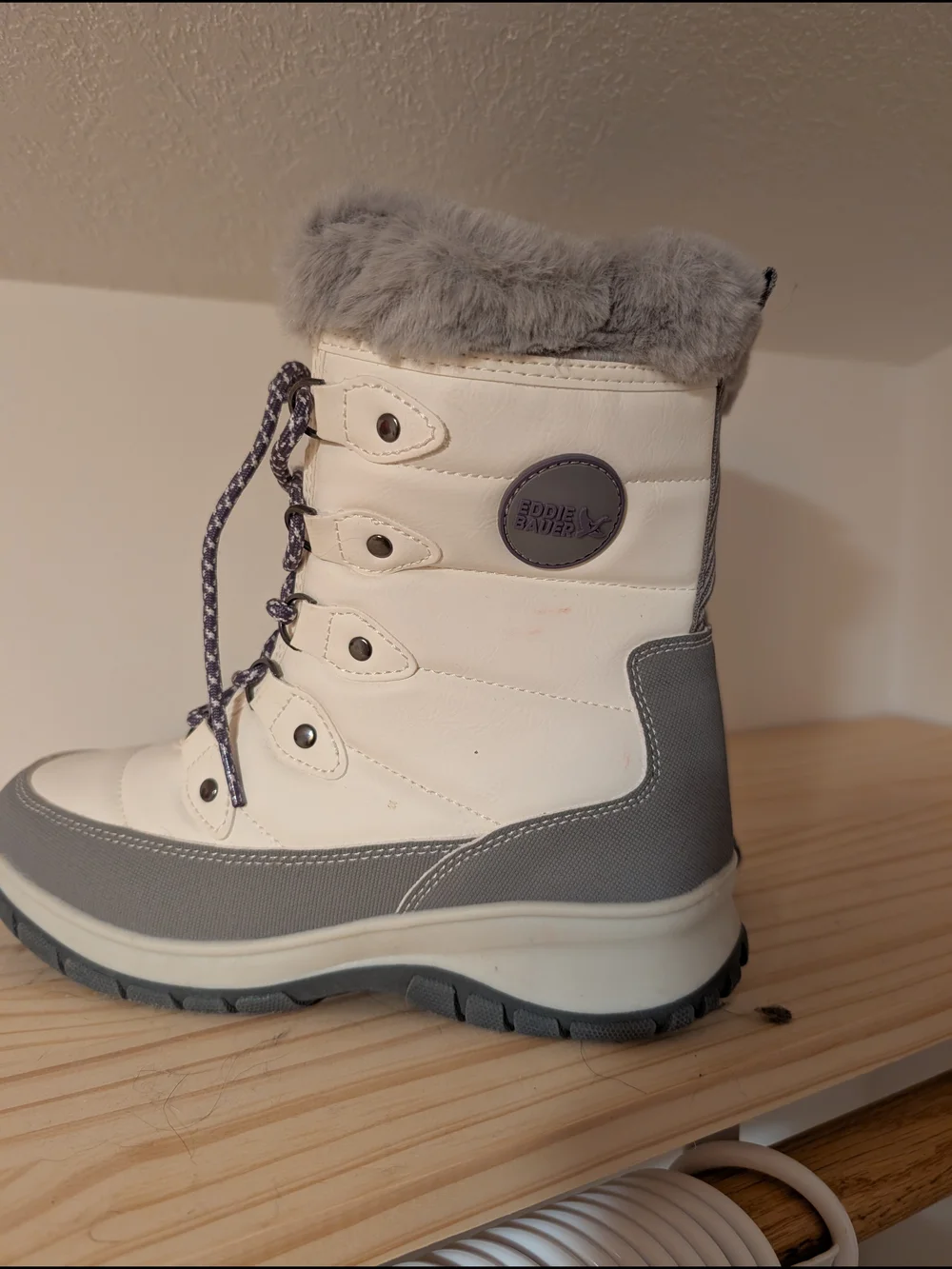 Eddie Bauer Women's White & Gray Winter Hiker Boots